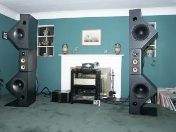 First Listen, Wrong Impression: The Neuroscience of Warming Up to New Audio Equipment